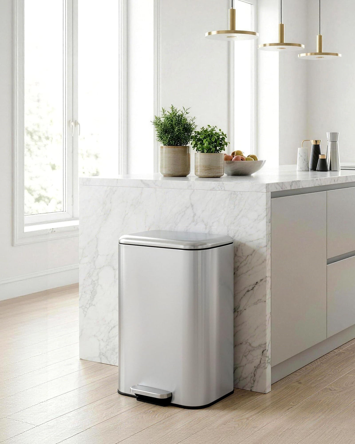 50L Stainless Steel Step Trash Can U970654