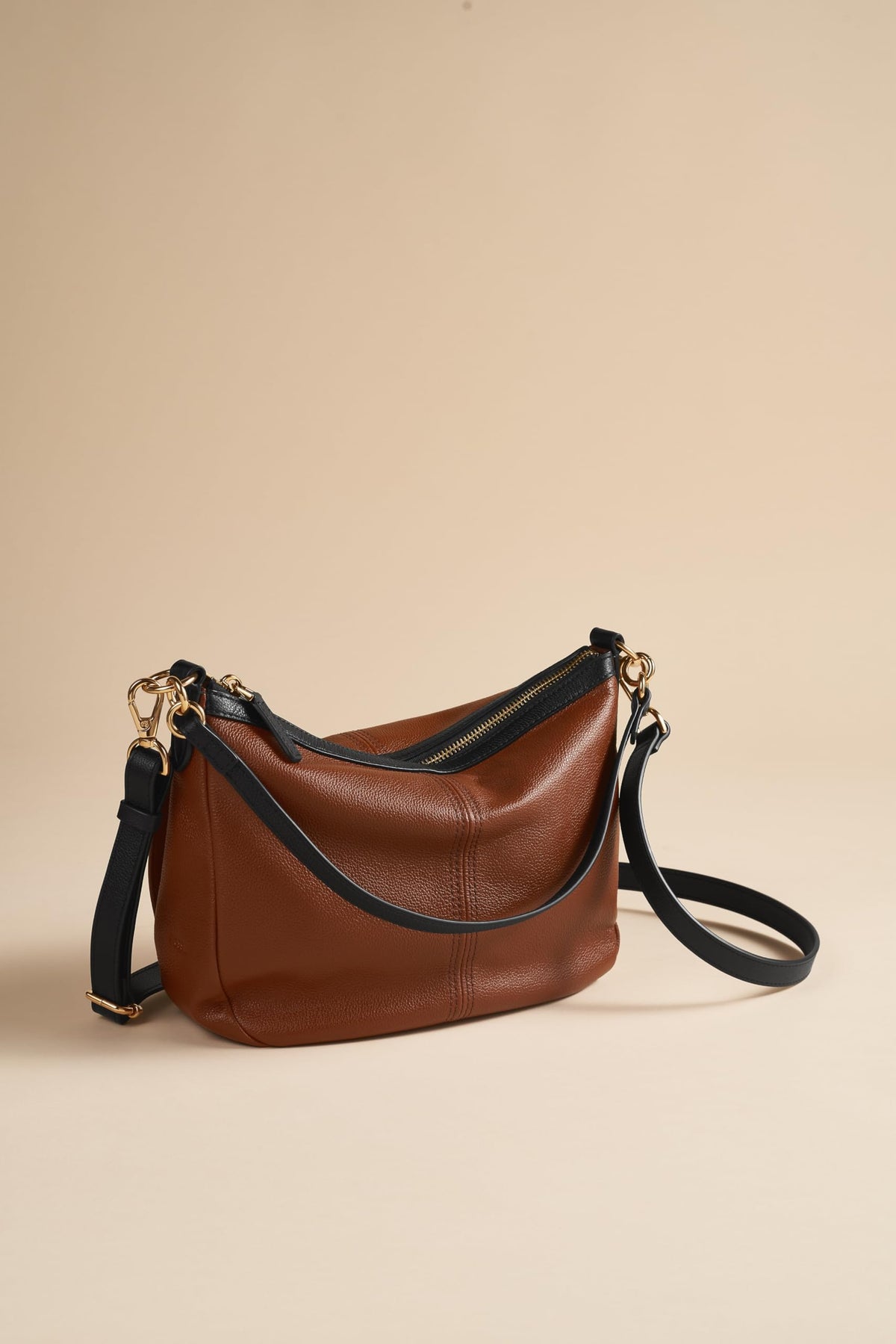 Leather Crossbody Purse Handbag J684