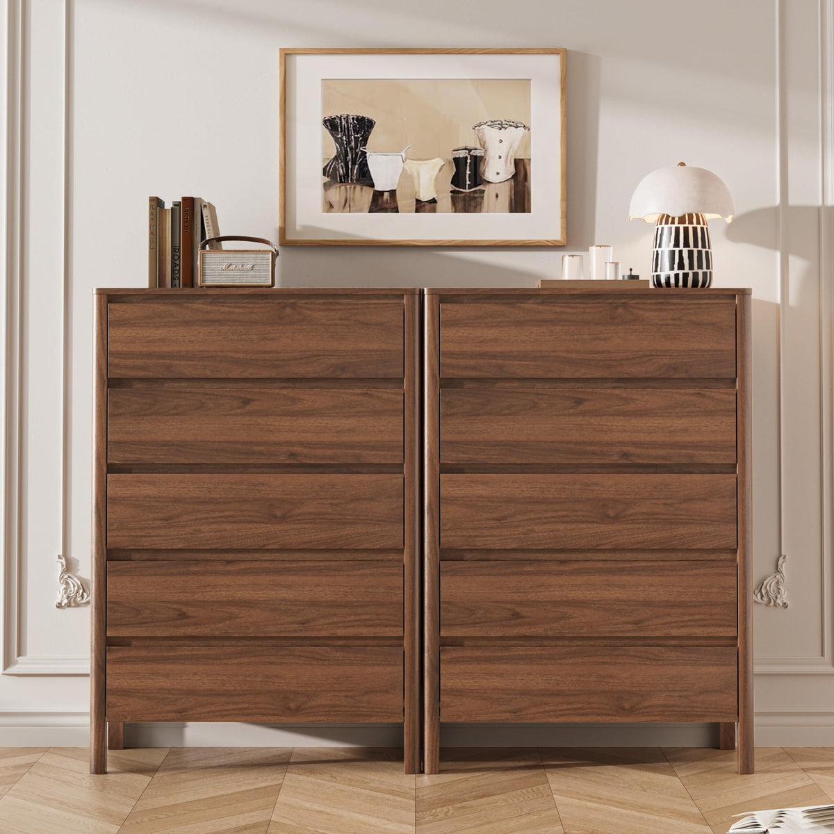 Walnut 5 Drawer Wood Dresser Q453