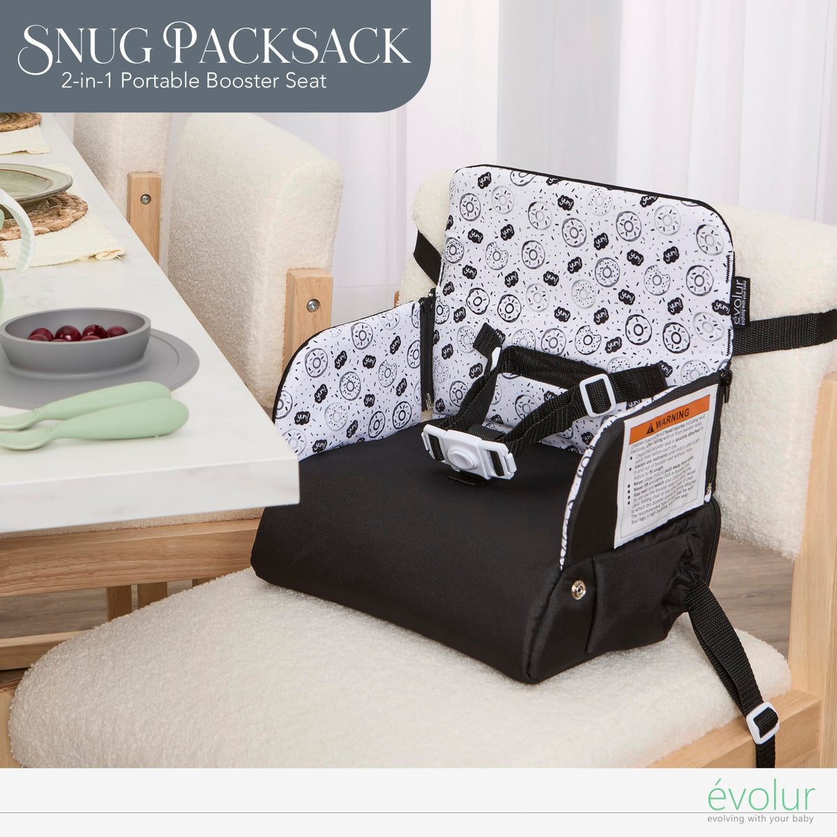 2-in-1 Portable Booster Seat and Travel Bag A888174