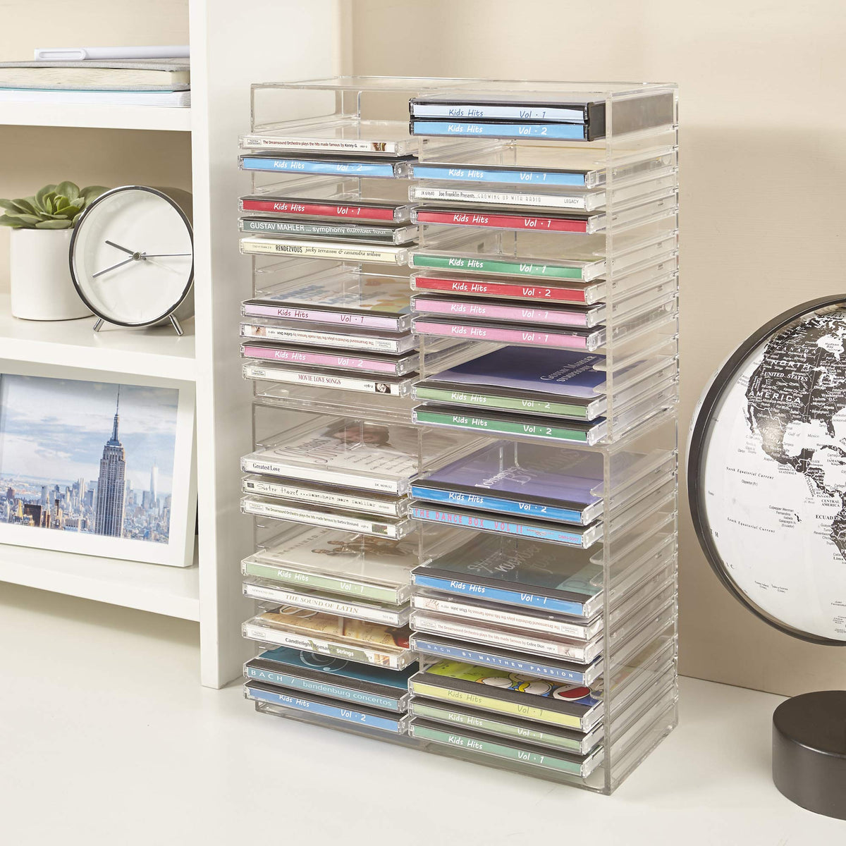 Clear Plastic CD Organizer with Rubber Feet M4521